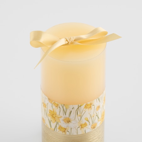 Świeca Daffelis z motywem kwiatowym