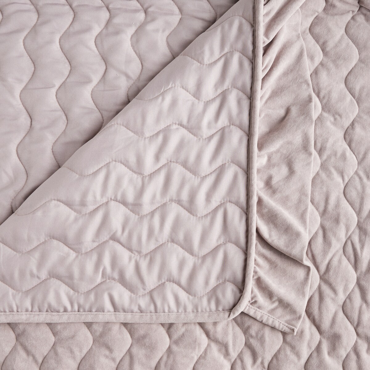 Narzuta Marita 200x220 cm z motywem geometrycznym