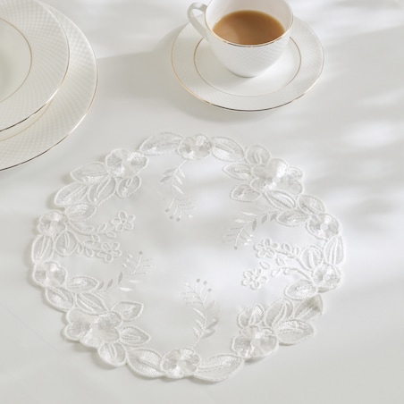 Serwetka Lucro z motywem kwiatowym