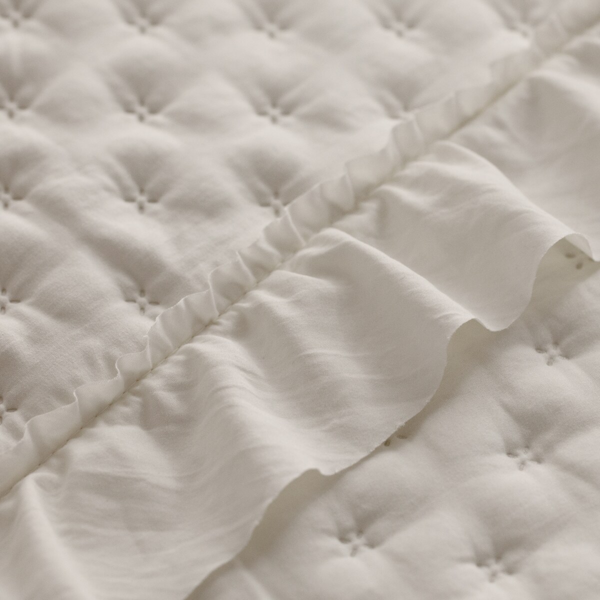 Narzuta z Mikrofibry Pikowana z Falbaną Bonti 200x220 cm