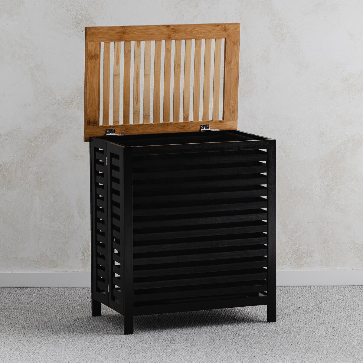 drewniany kosz na pranie woodello