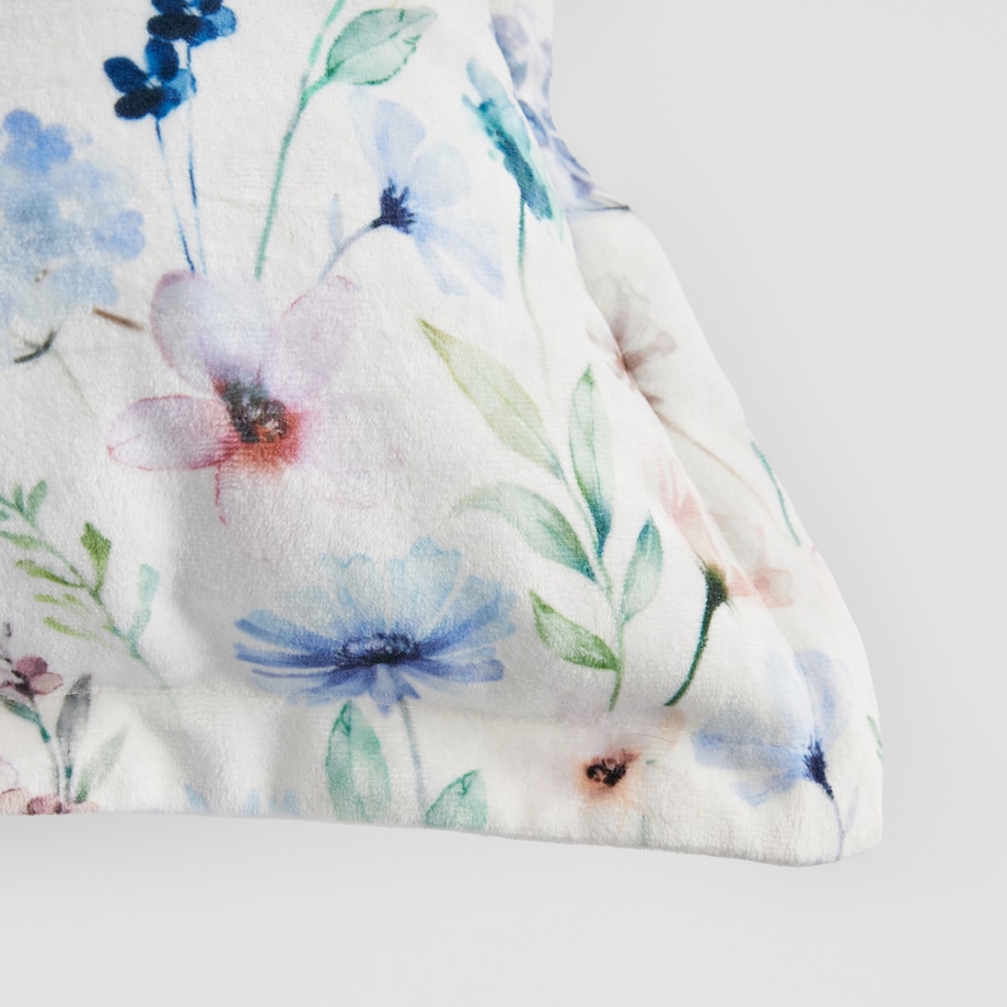 Poszewka z nadrukiem Celestino 45x45 cm z motywem kwiatowym