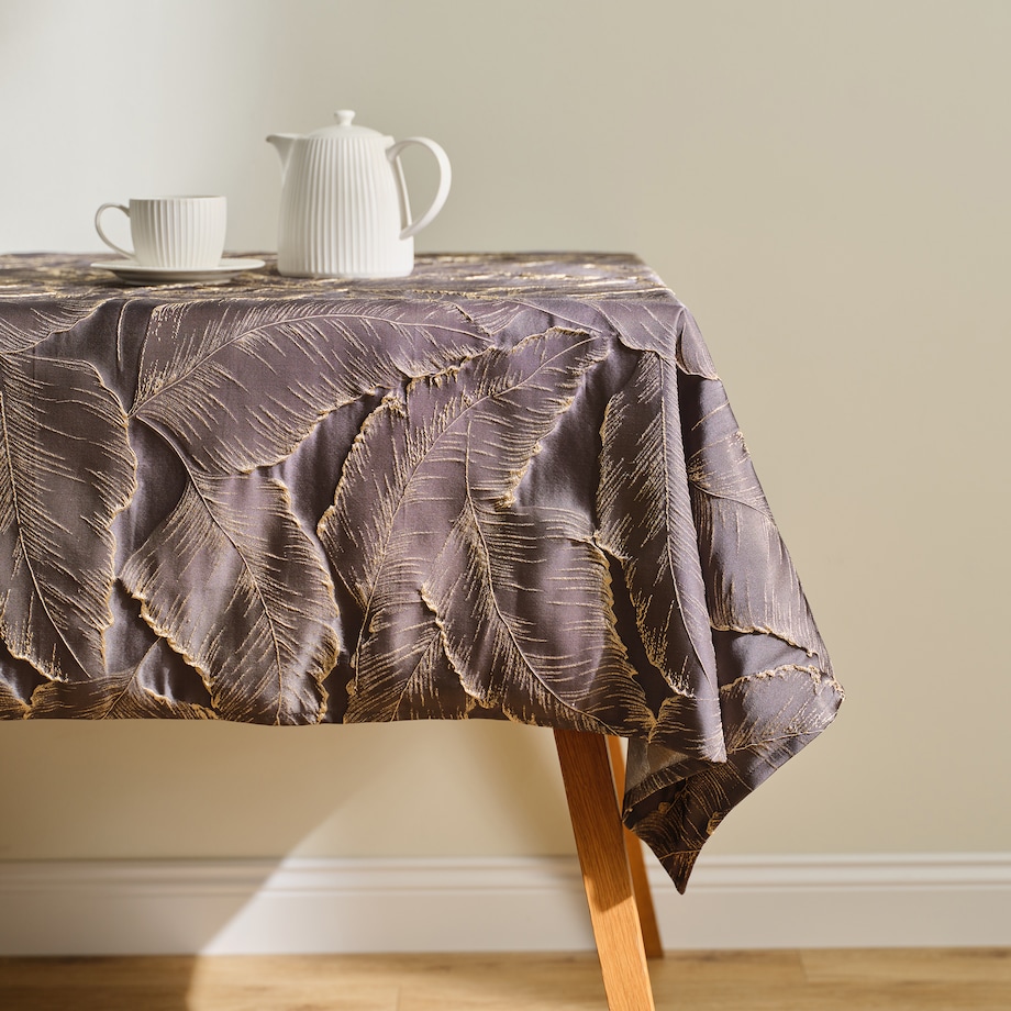 Obrus Żakardowy Fernaso 130x180 cm z motywem liściastym