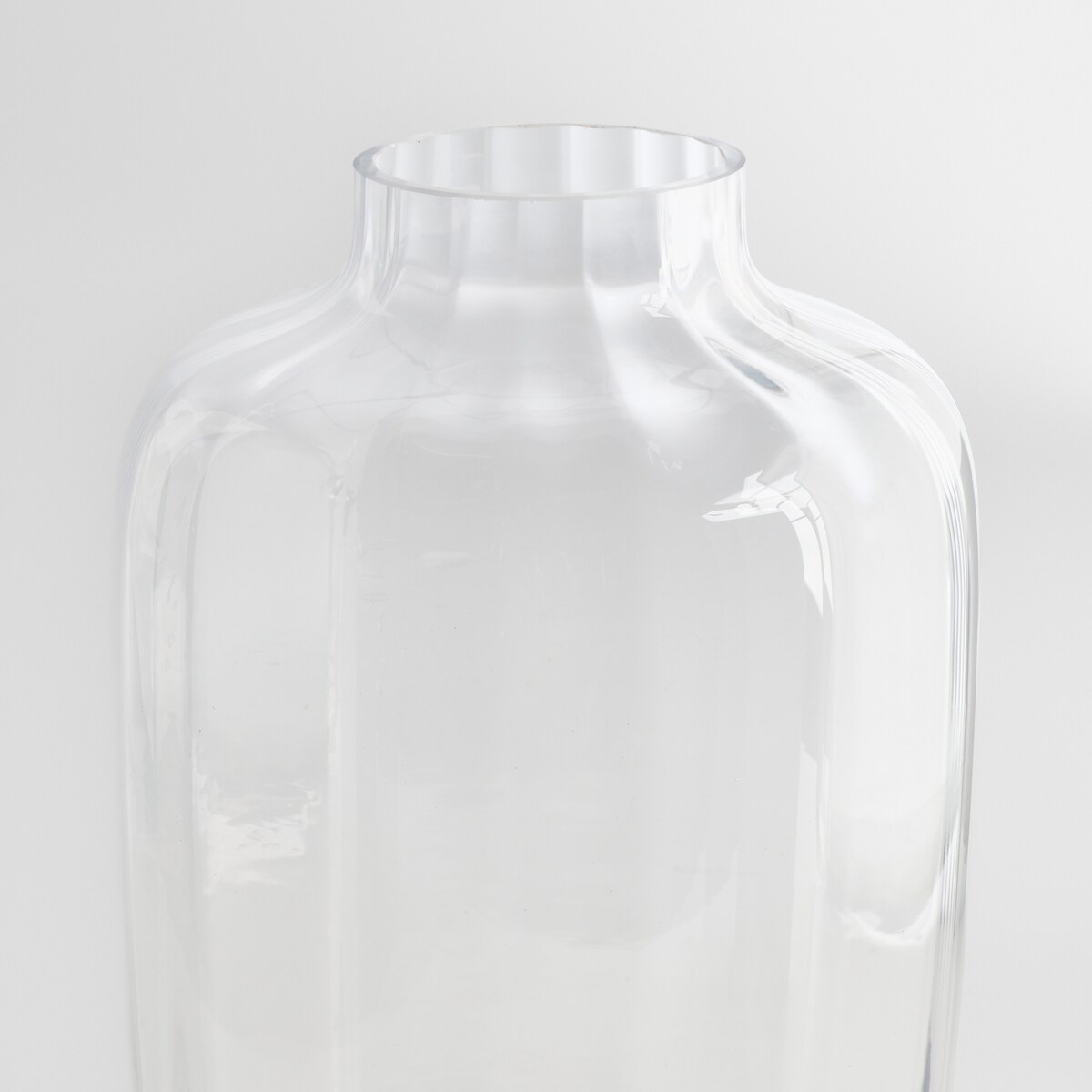 Wazon Ingridess z motywem geometrycznym