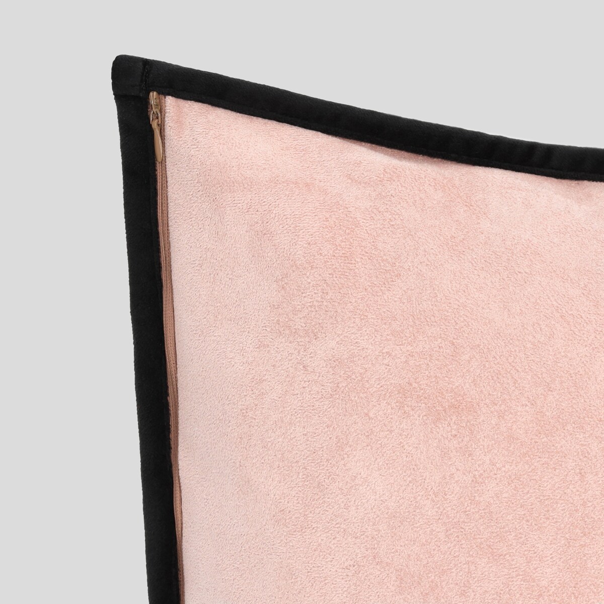 Poszewka Calera 45x45 cm z motywem kwiatowym