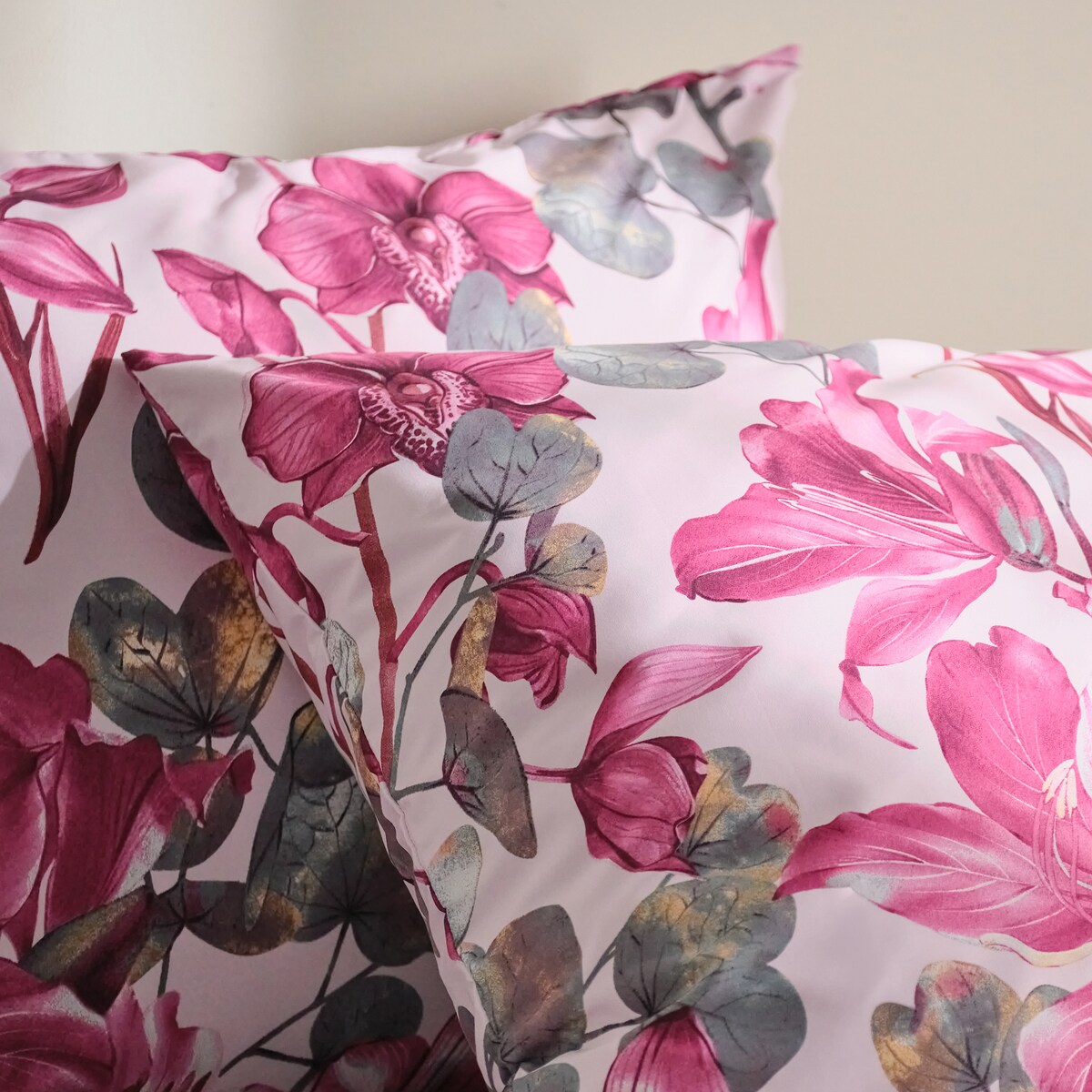 Pościel Z Mikrofibry Sirsa 200x220 cm z motywem roślinnym