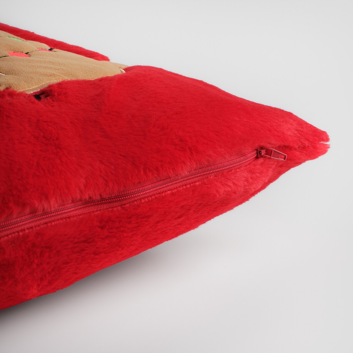 Poszewka Haftowana Pawty 45x45 cm z motywem choinki