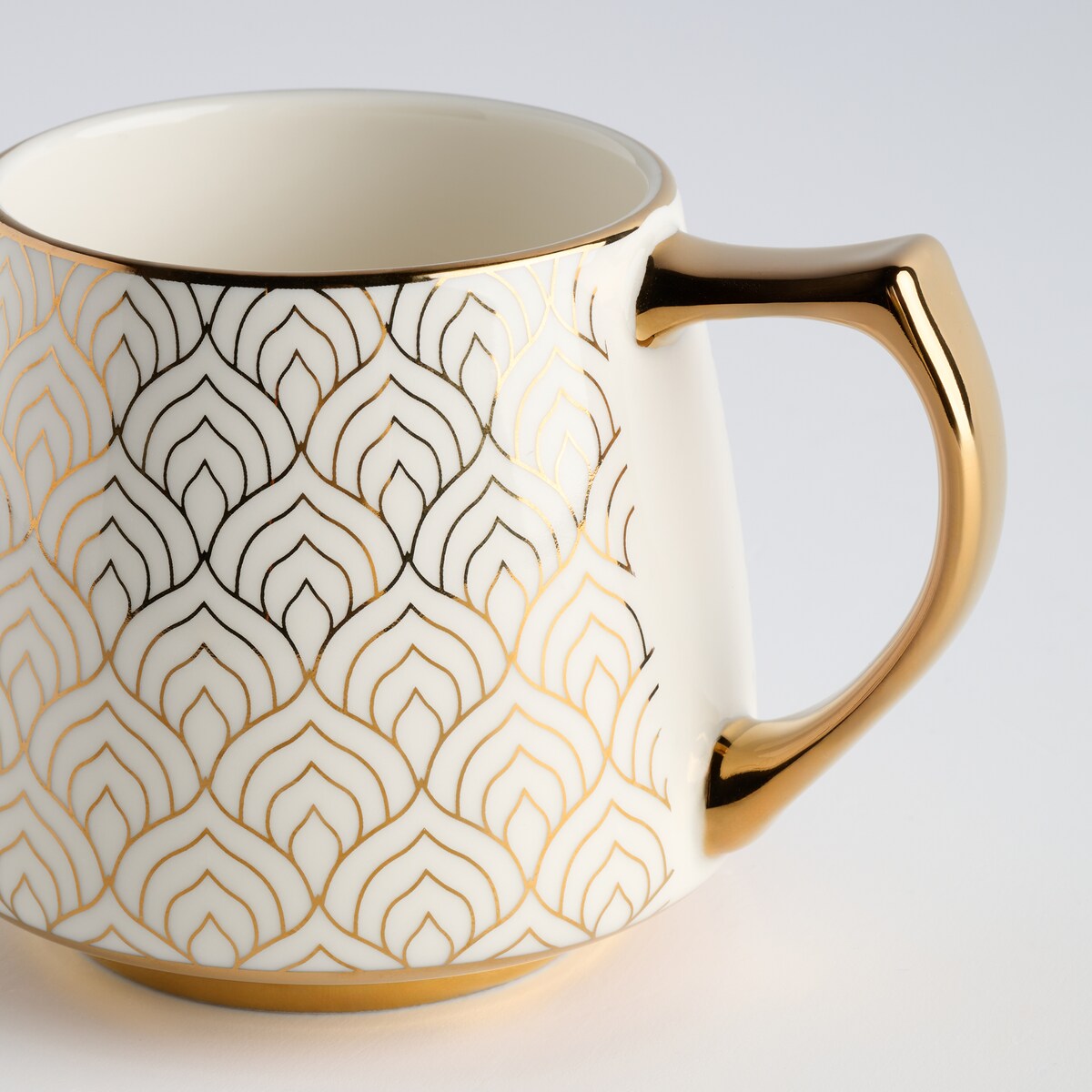 Kubek Zenya z motywem geometrycznym