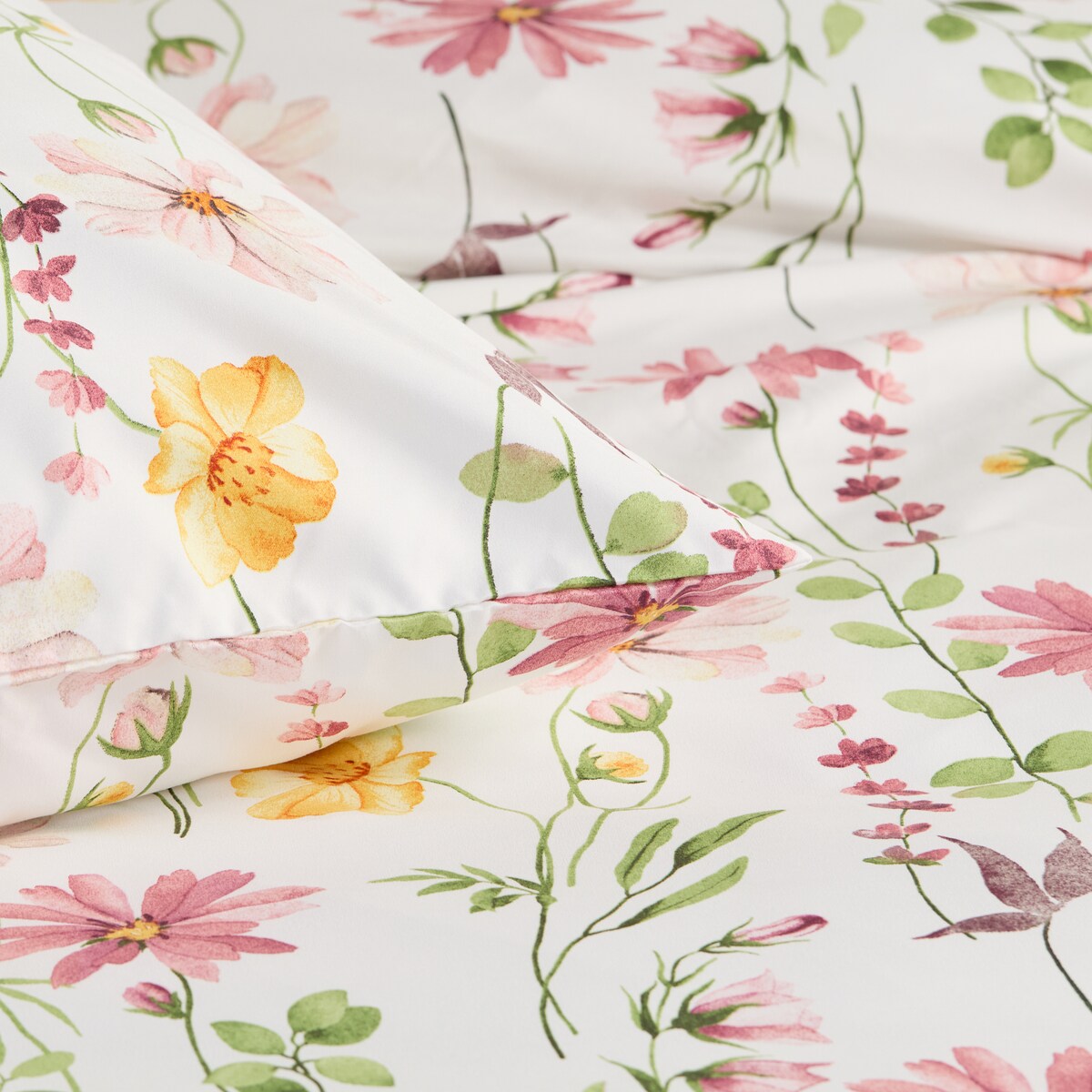 Pościel Z Mikrofibry Carrbra 160x200 cm z motywem kwiatowym