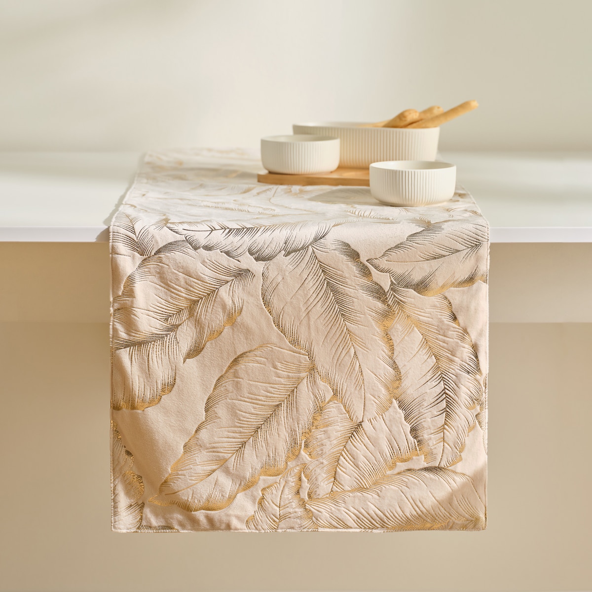 Bieżnik Welwetowy Foglare 40x180 cm z motywem liściastym