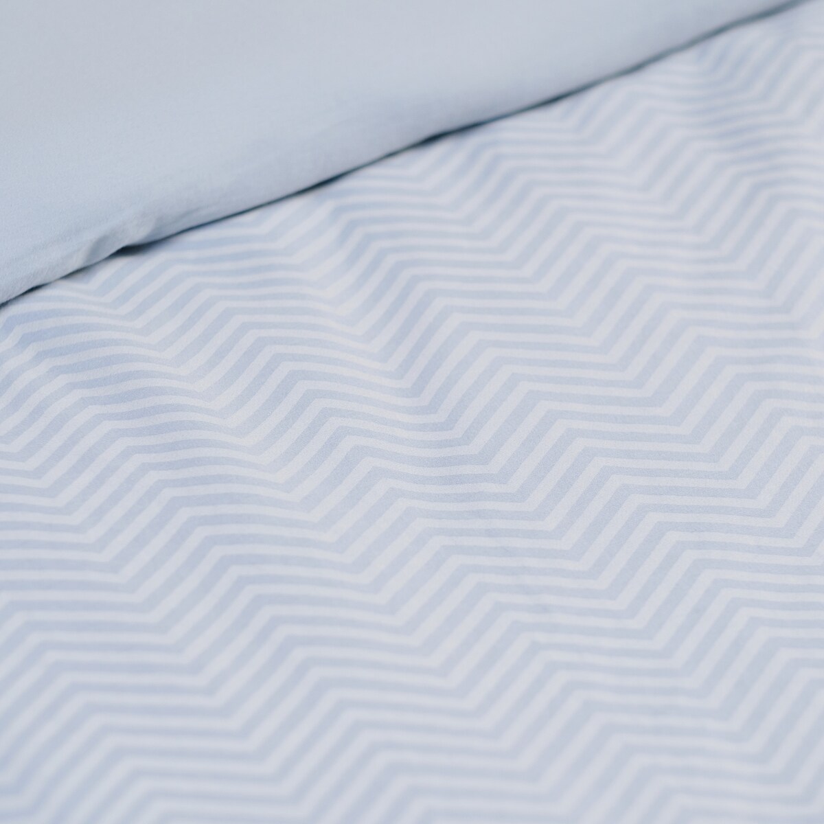 Pościel z bawełny satynowej Samjon 140x200 cm z motywem geometrycznym