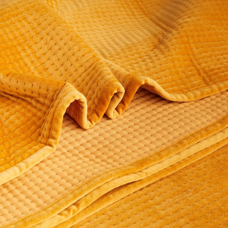 Narzuta Welwetowa w Wytłaczane Drobne Kropki Pontoso 200x220 cm