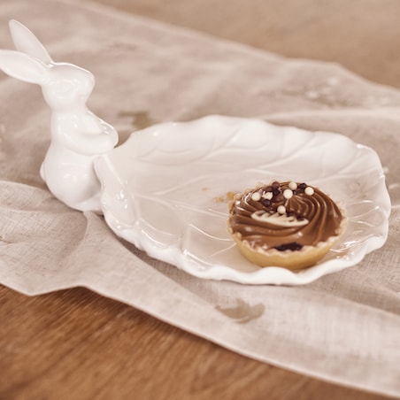 Patera Whitebunnos z motywem warzyw i królika