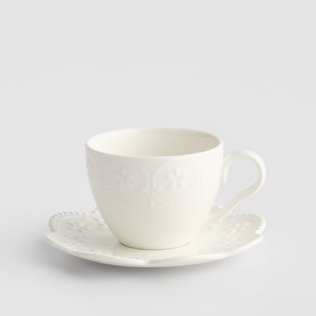 Filiżanka Ze Spodkiem Lace z motywem kwiatowym