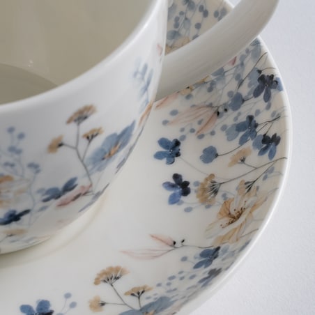 Filiżanka Ze Spodkiem Masikas z motywem kwiatowym