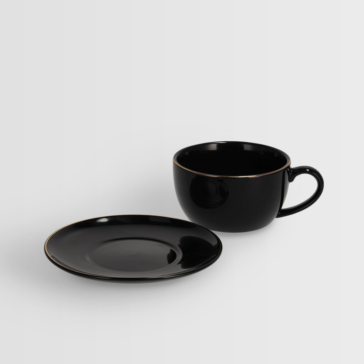 Filiżanka Ze Spodkiem Svartos