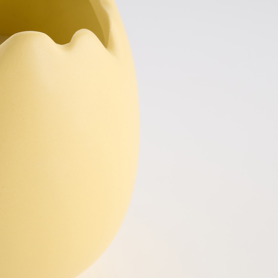 Świeca Eggshello z motywem skorupki