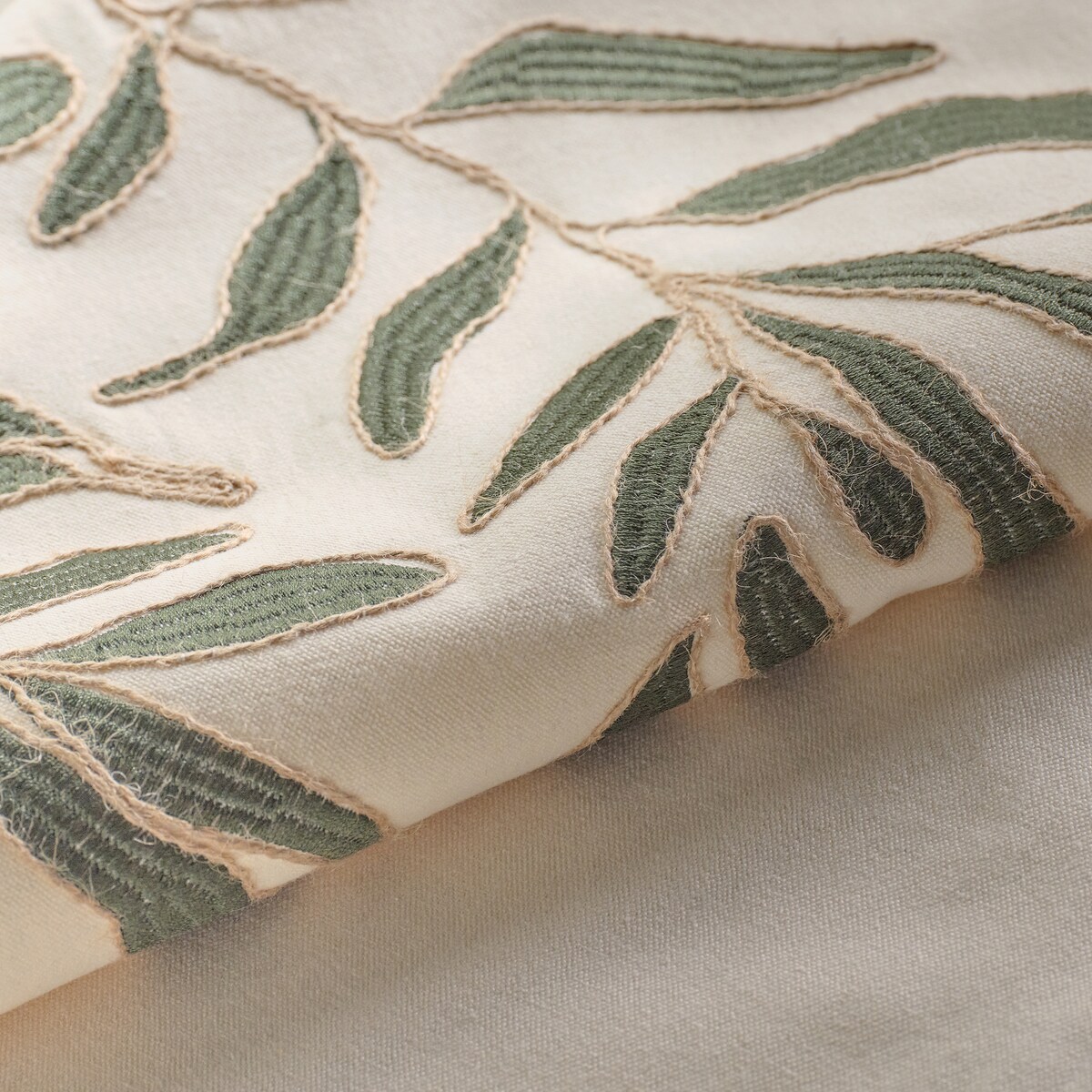 Bieżnik Haftowany Leafso 35x180 cm z motywem liściastym