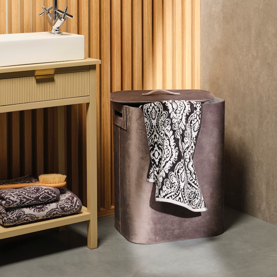 Ręcznik żakardowy Beskar 50x90 cm z motywem arabeski