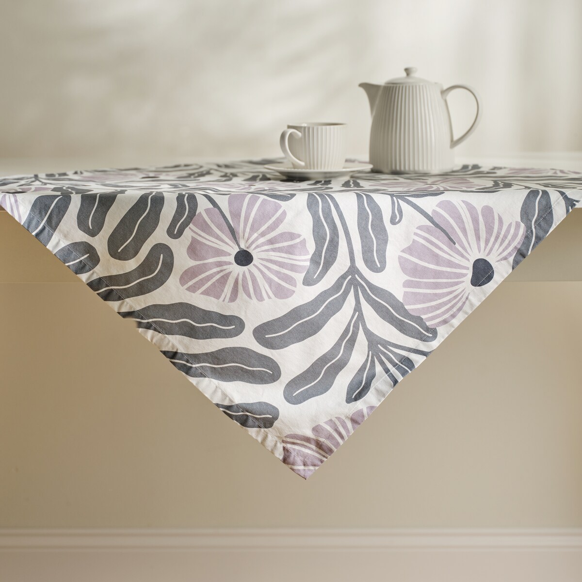 Serweta Drukowana Leyra 80x80 cm z motywem kwiatowym