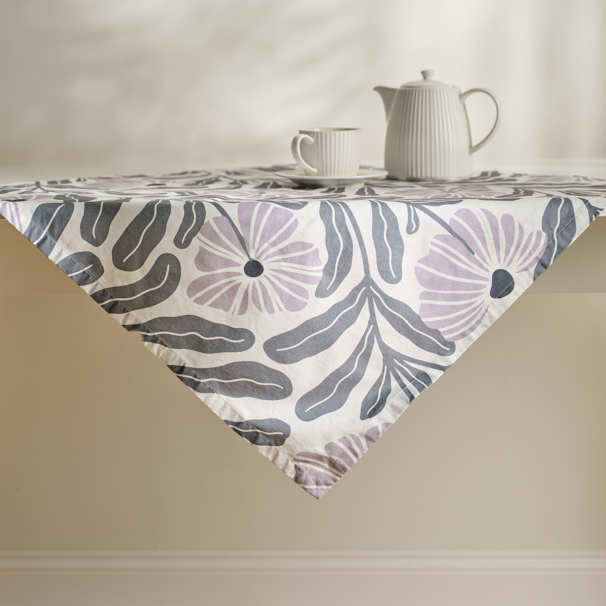 Serweta Drukowana Leyra 80x80 cm z motywem kwiatowym