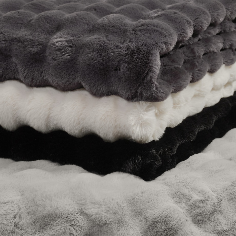 Jednokolorowa futrzana narzuta na łóżko Bares 180x200 cm