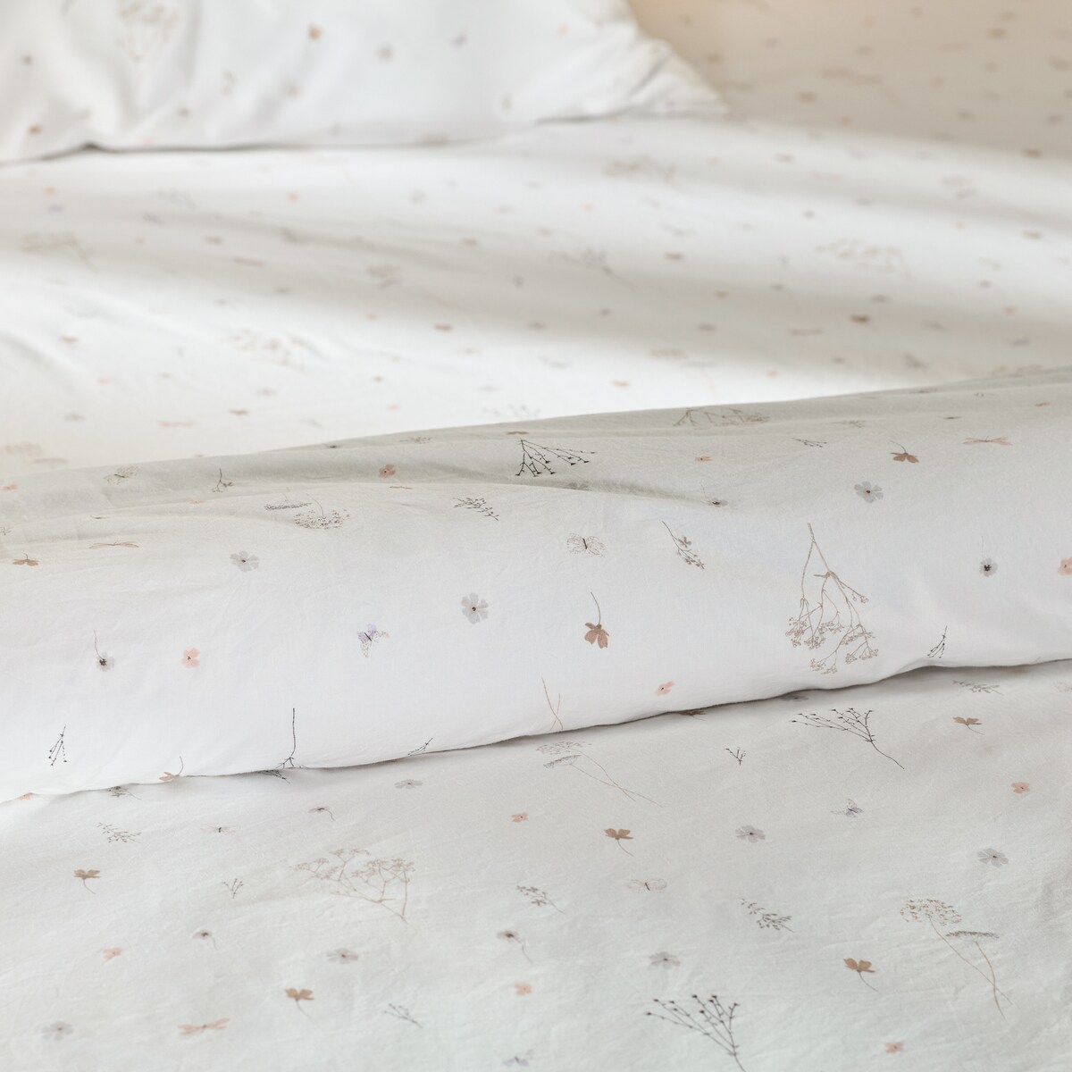 Pościel Bawełniana Dorana 200x220 cm z wzorem kwiatowym