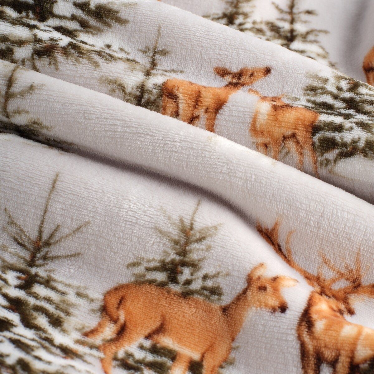 Ponczo Hivros z motywem zwierząt leśnych