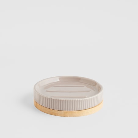 Mydelniczka Liners gloss