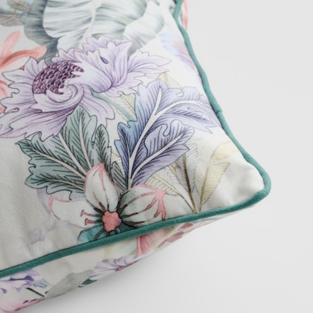 Poszewka z nadrukiem Lushia 45x45 cm z motywem kwiatowym