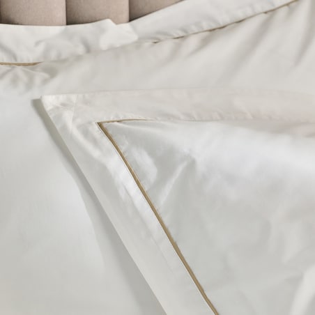 Jednokolorowa pościel z perkalu z lamówką Perlamo 200x220 cm