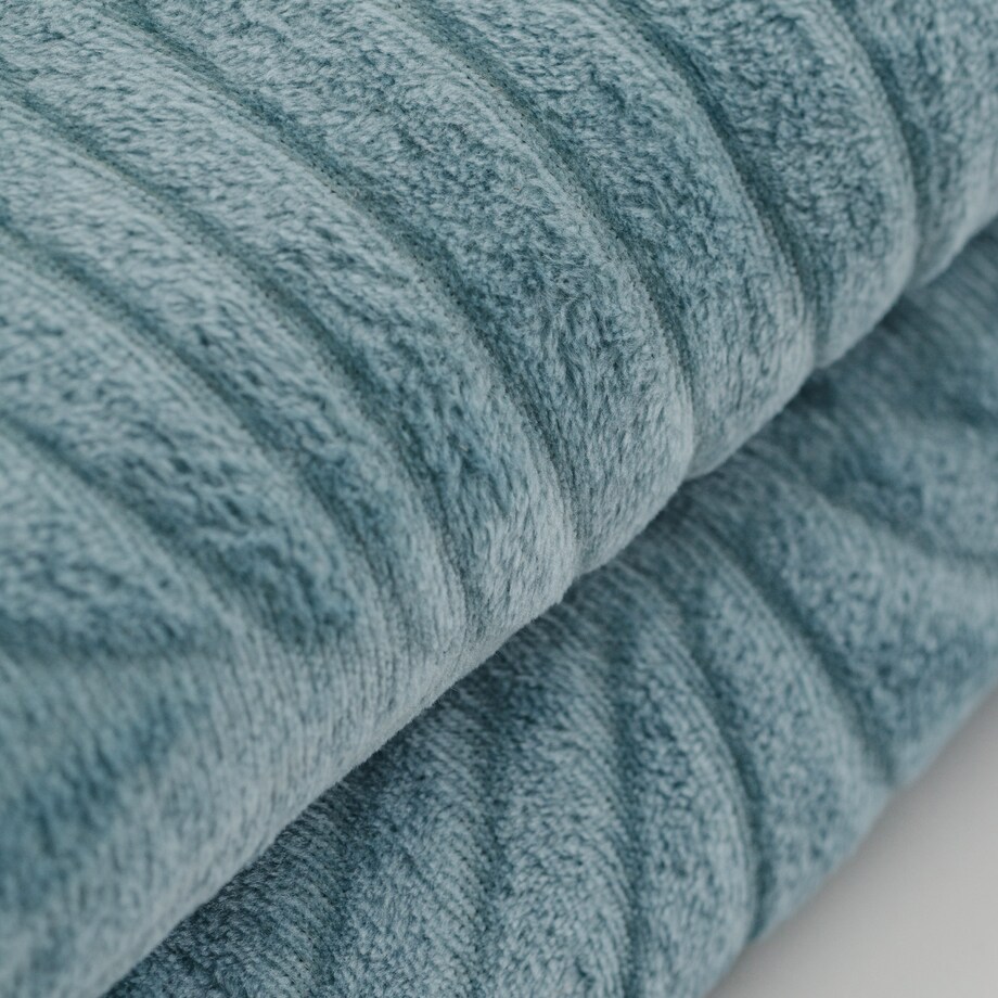 Jednokolorowy koc z wytłoczonym wzorem Leafline 150x200 cm