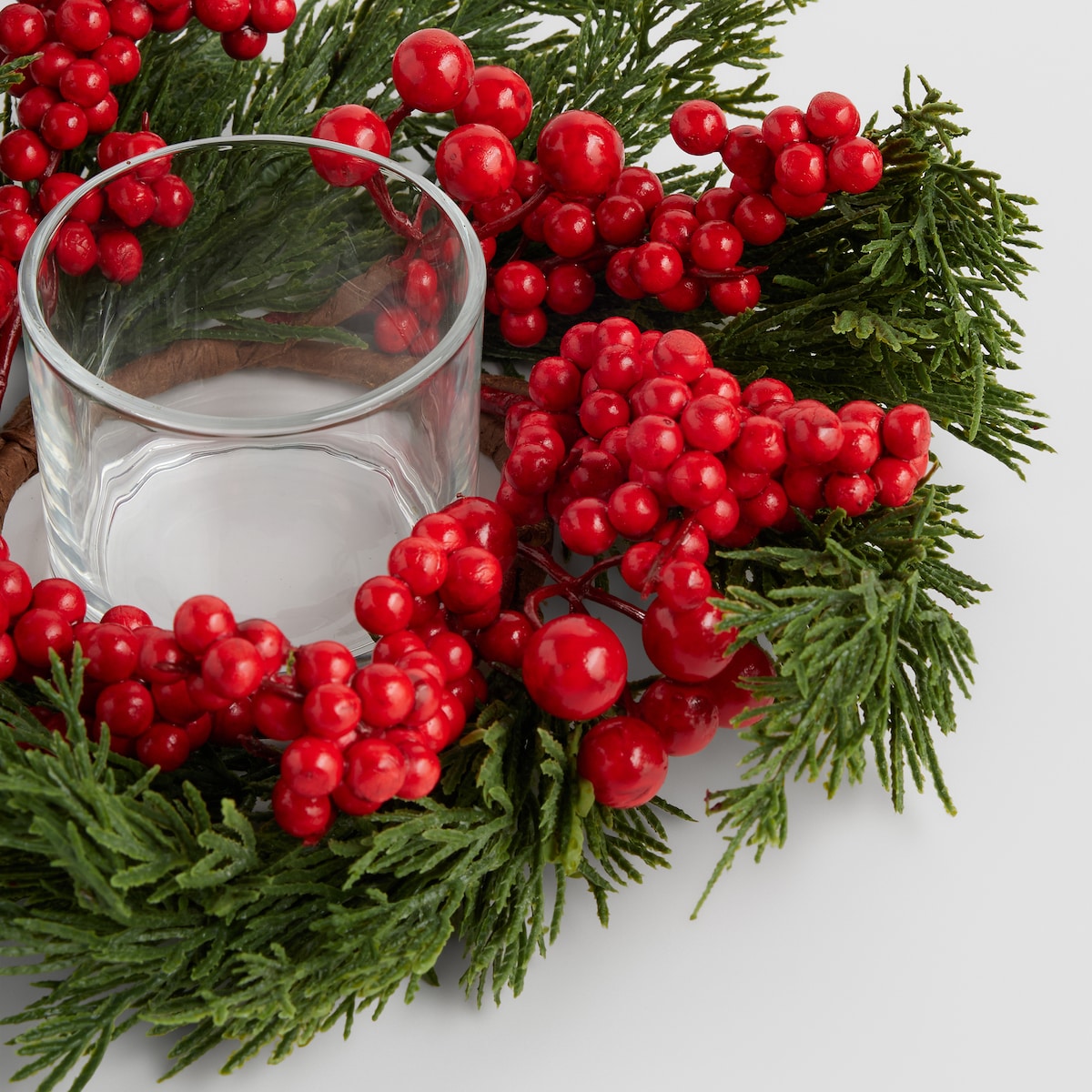 Świecznik Inge z motywem roślinnym