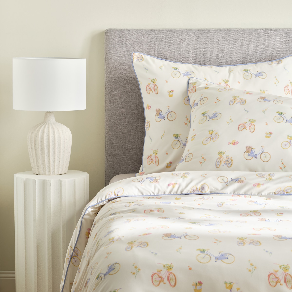 Pościel z mikrofibry z lamówką Veloni 200x220 cm