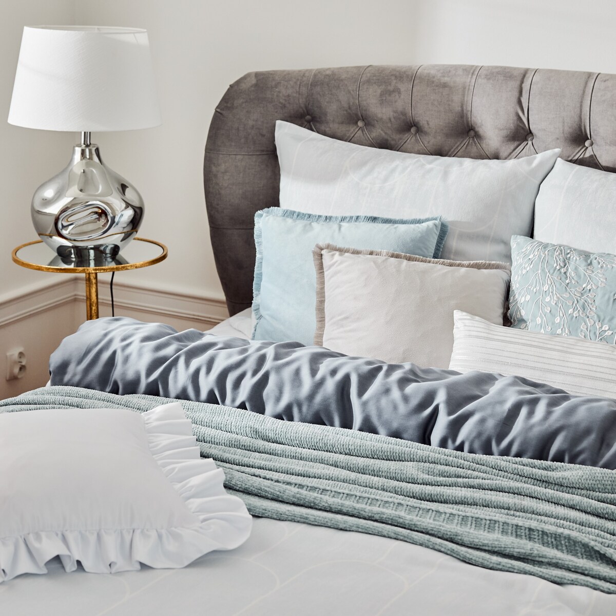 Poszewka Welwetowa Calama 30x60 cm w paski