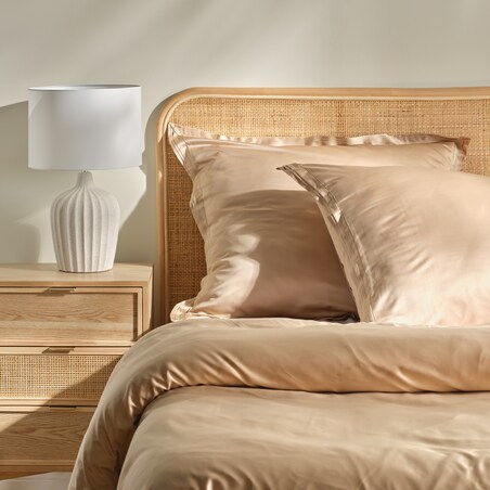 Pościel satynowa z mikrofibry Lobelia 200x220 cm