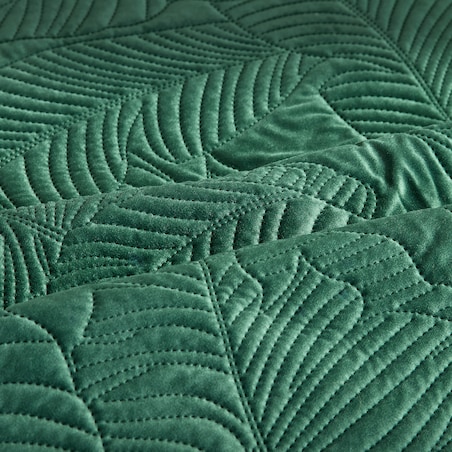 Jednokolorowa narzuta na łóżko z przeszywanym wzorem Nounis 200x220 cm z motywem roślinnym