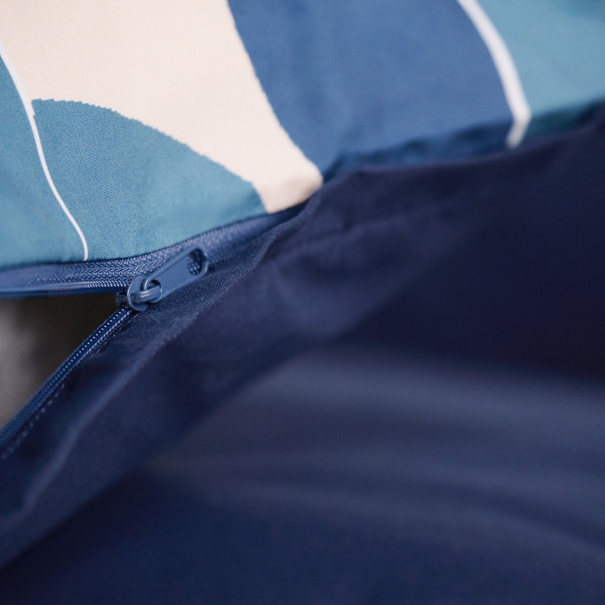 Pościel Z Mikrofibry Gimo 200x220 cm z motywem geometrycznym