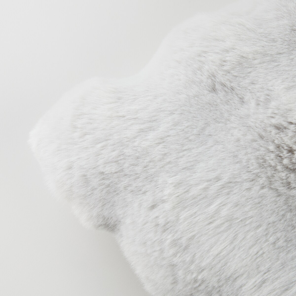 Poszewka Futrzana Bares 45x45 cm w kratę