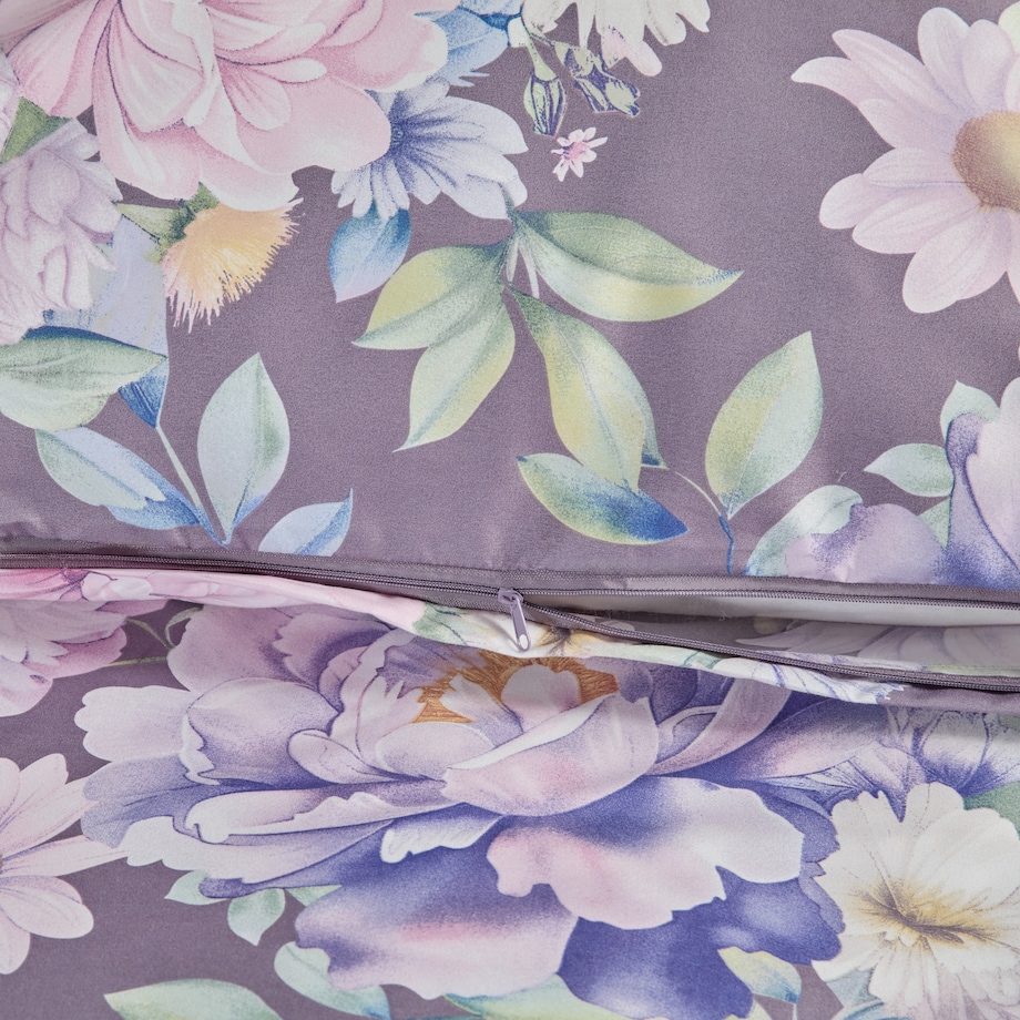 Komplet pościeli z mikrofibry Essasito 200x220 cm z 2 poszewkami 70x80