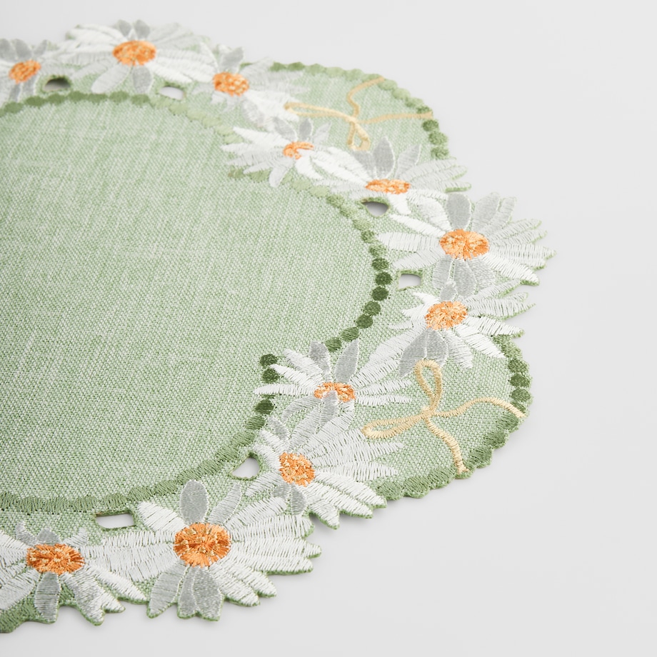 Serwetka Mintsy z motywem kwiatowym