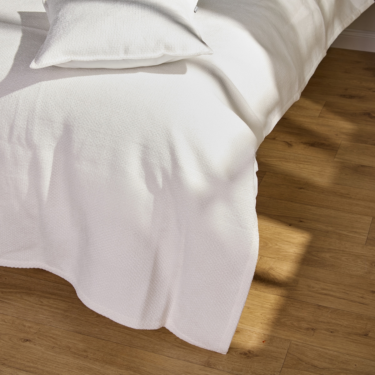 Jednokolorowa żakardowa narzuta na łóżko Leila 200x220 cm