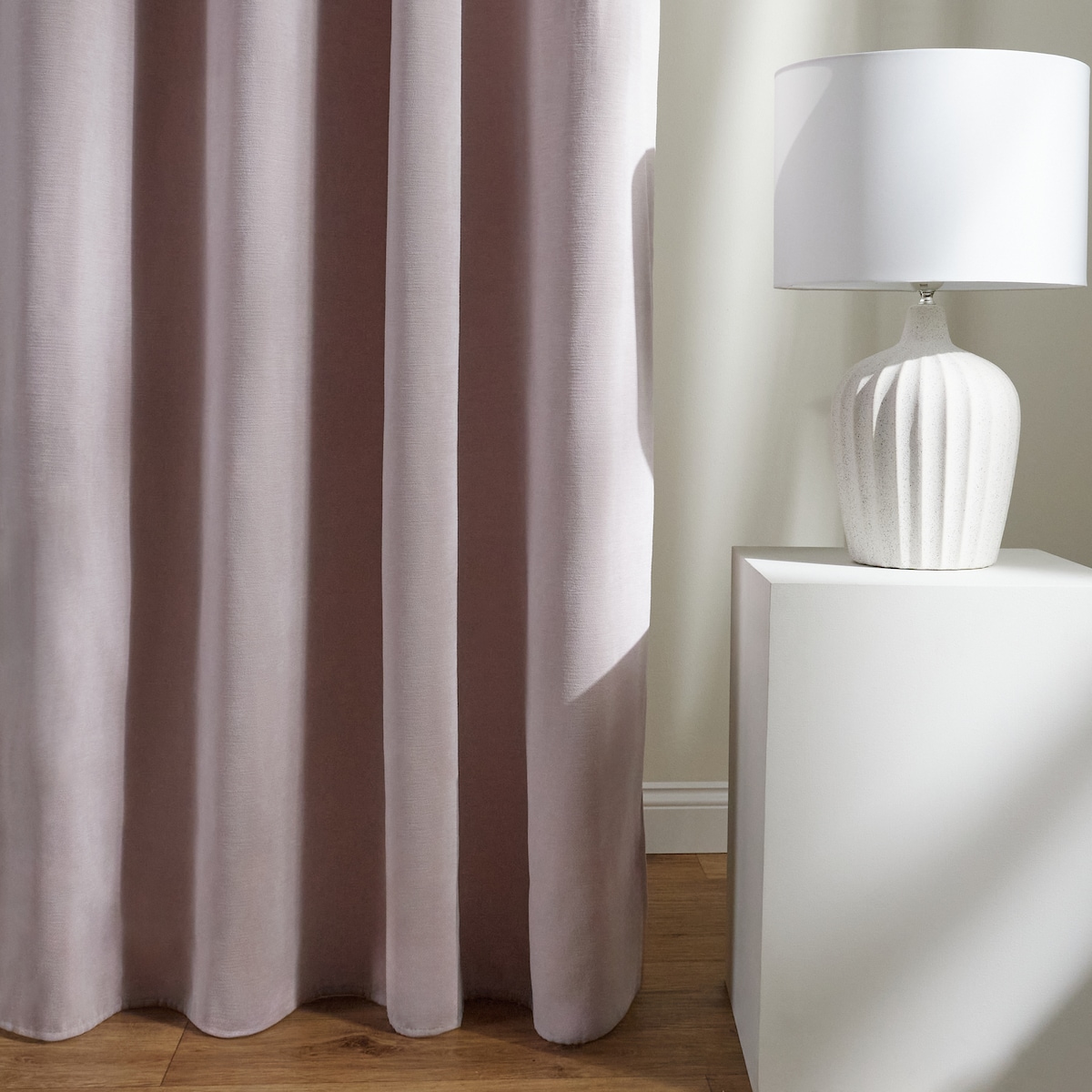 Zasłona Jednobarwna Hade 140x250 cm