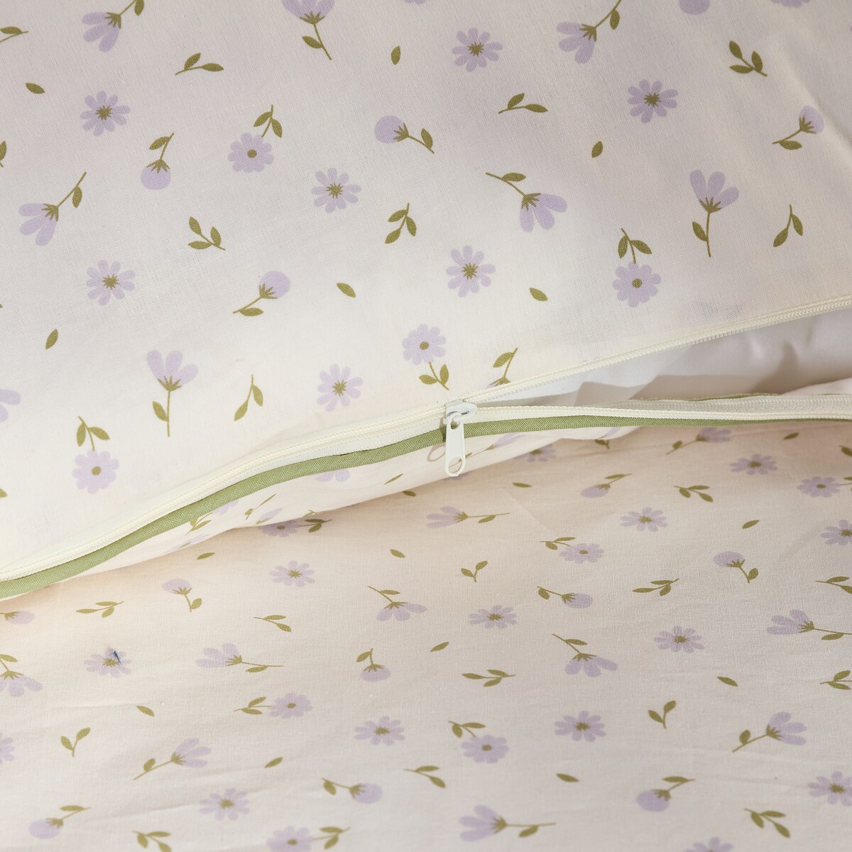 Pościel bawełniana z lamówką Avis 160x200 cm z motywem kwiatowym