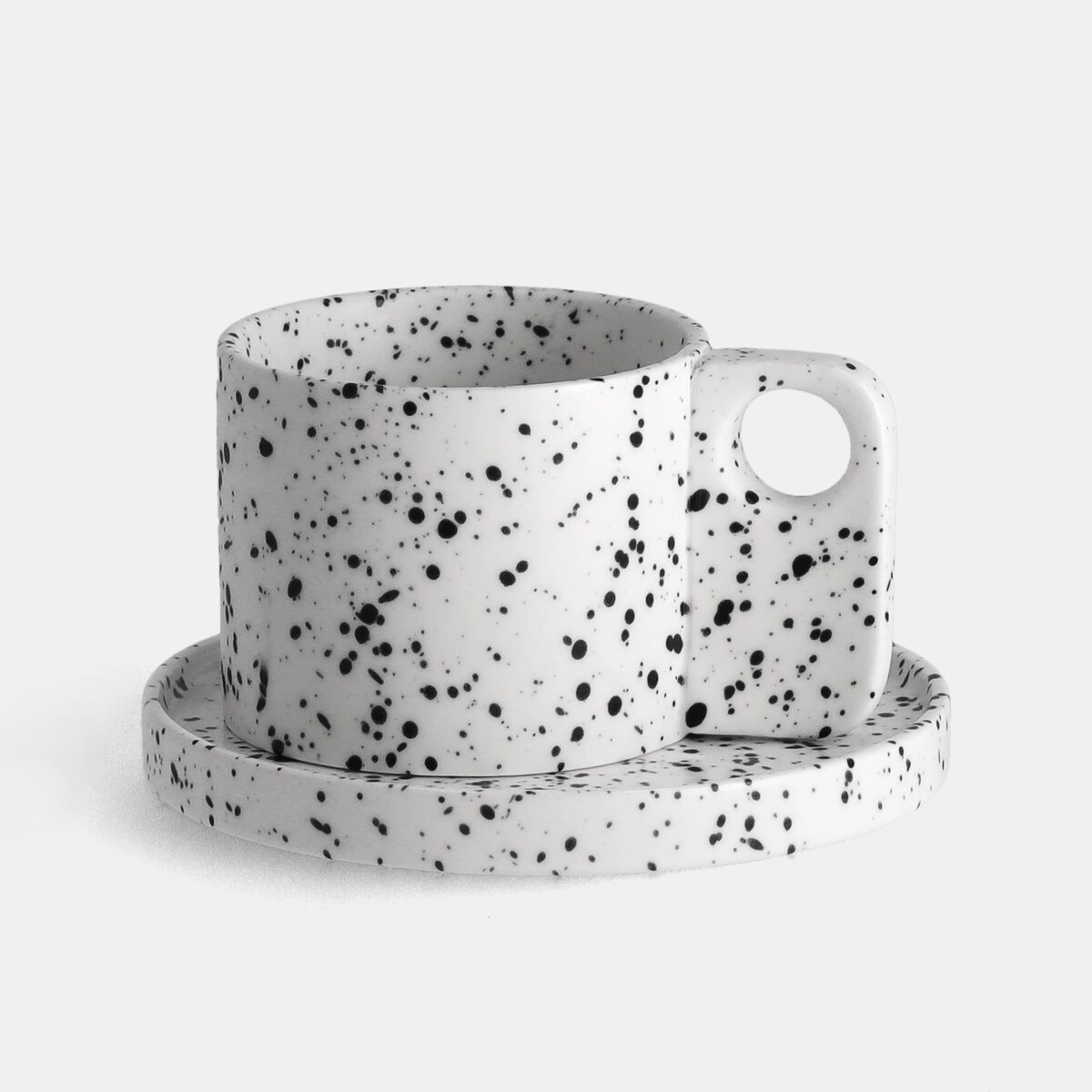 Filiżanka Ze Spodkiem Akamira w groszki