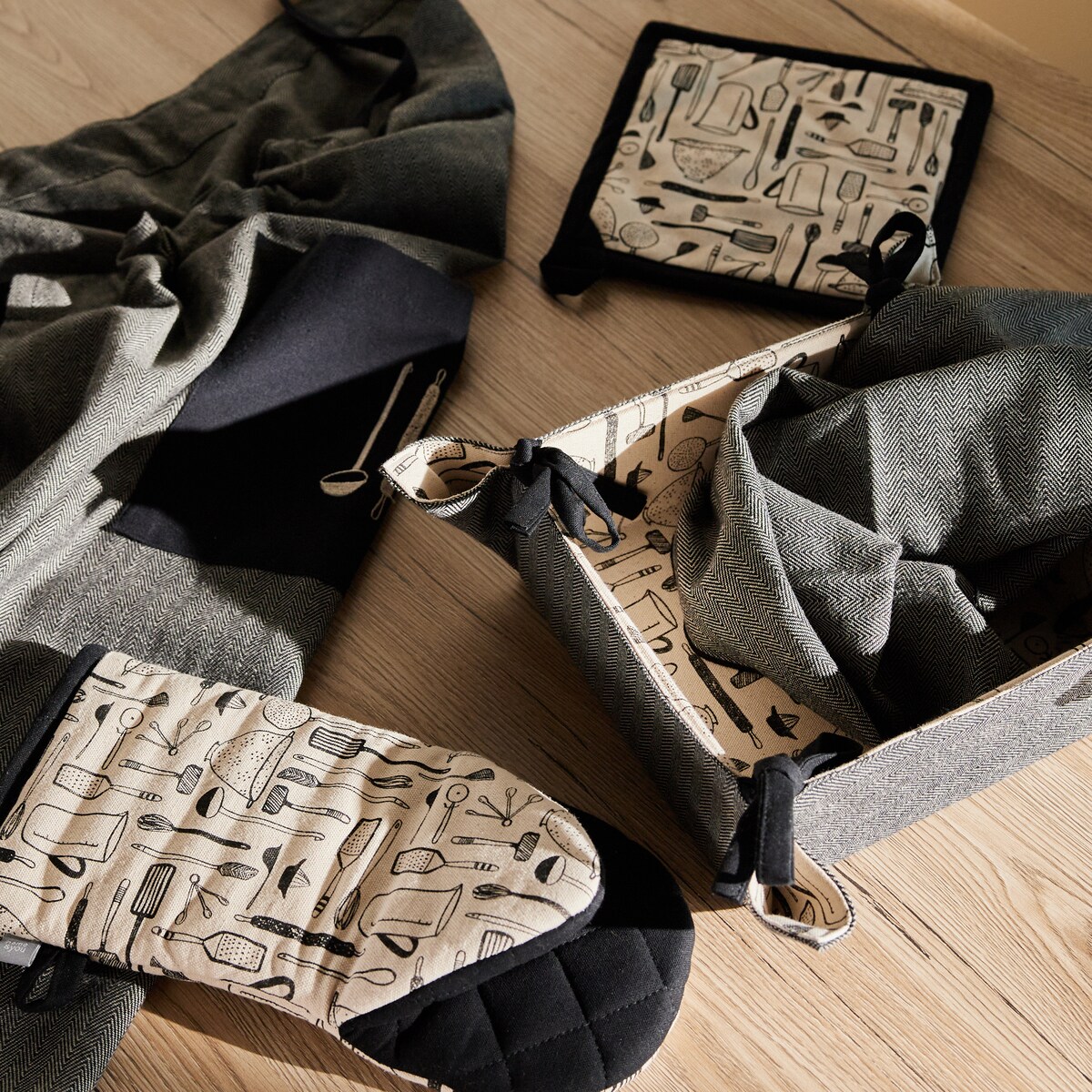 Fartuch Firo 70x85 cm