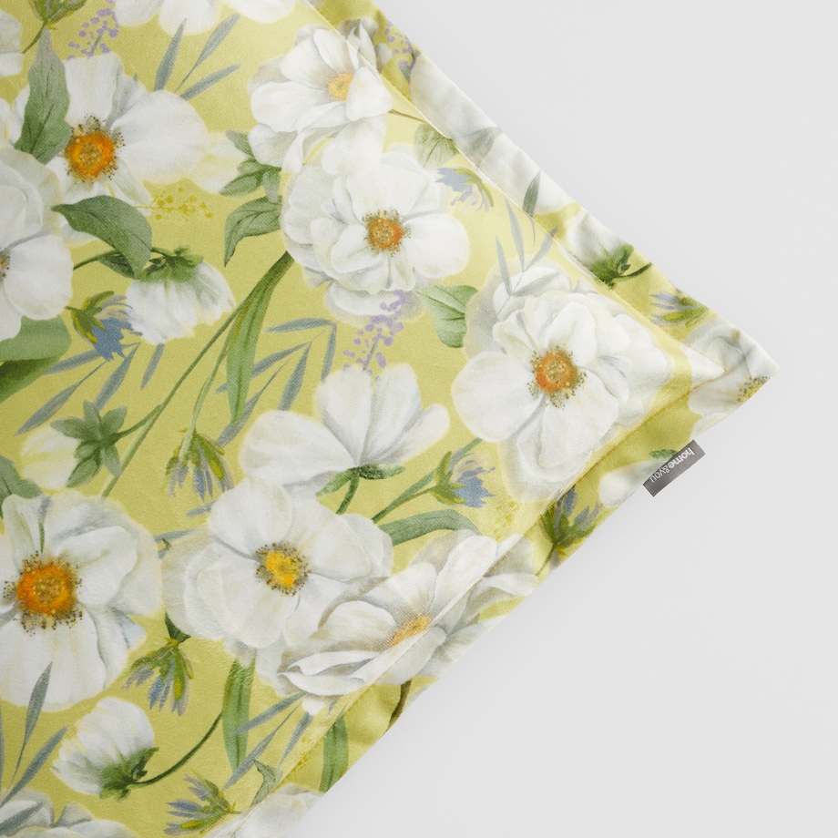 Poszewka z nadrukiem Emeris 45x45 cm z motywem kwiatowym