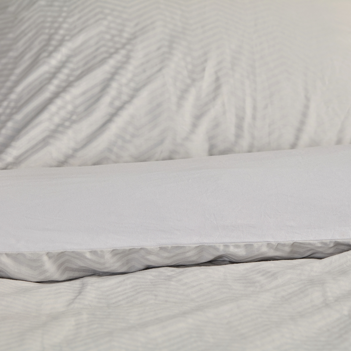 Pościel z bawełny satynowej Samjon 140x200 cm z motywem geometrycznym