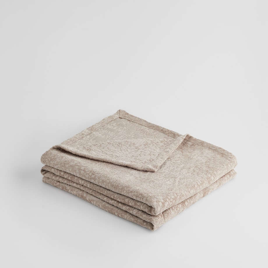 Wzorzysta żakardowa narzuta na łóżko Fretete 200x275 cm z motywem arabeski