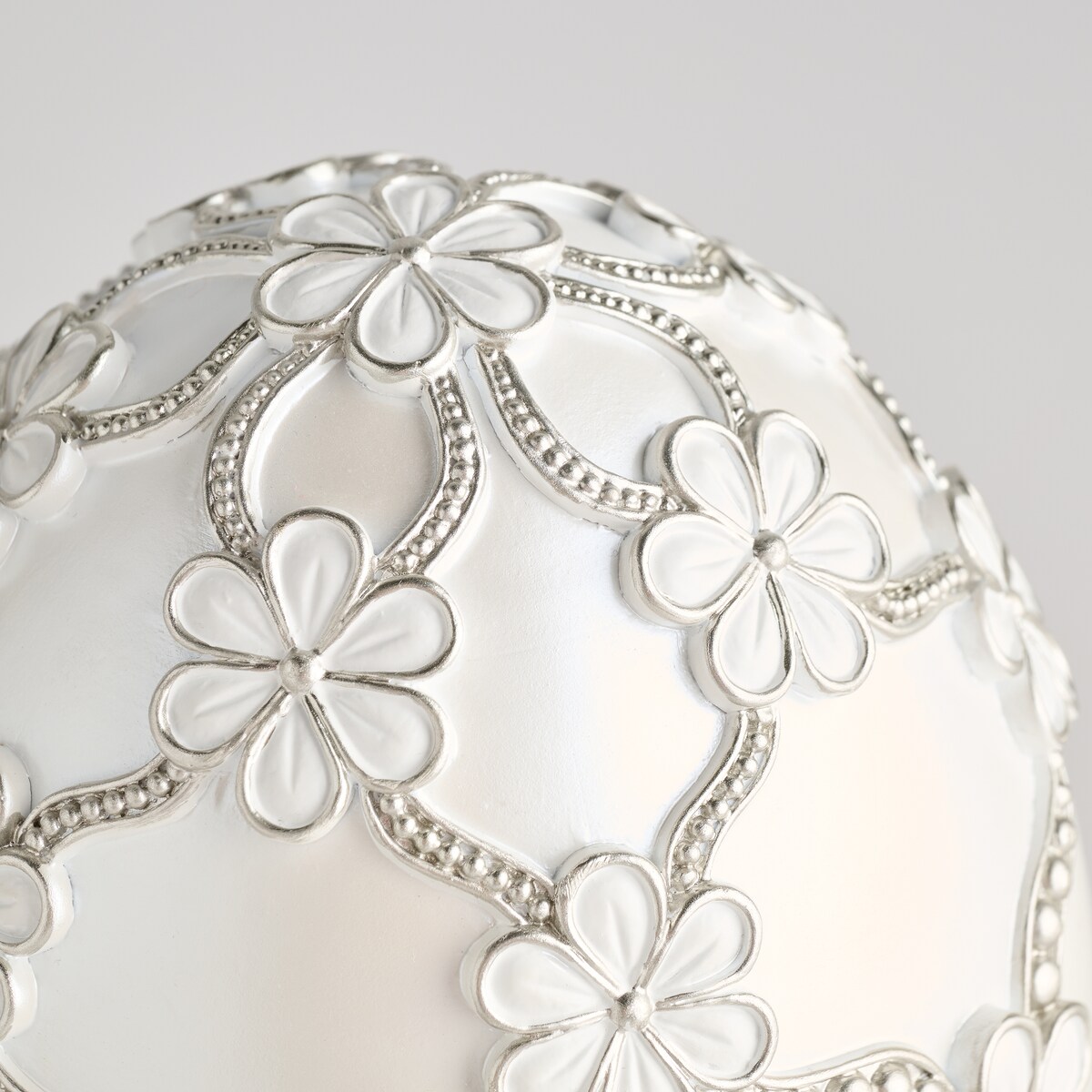 Figurka Glamspring z motywem jajka